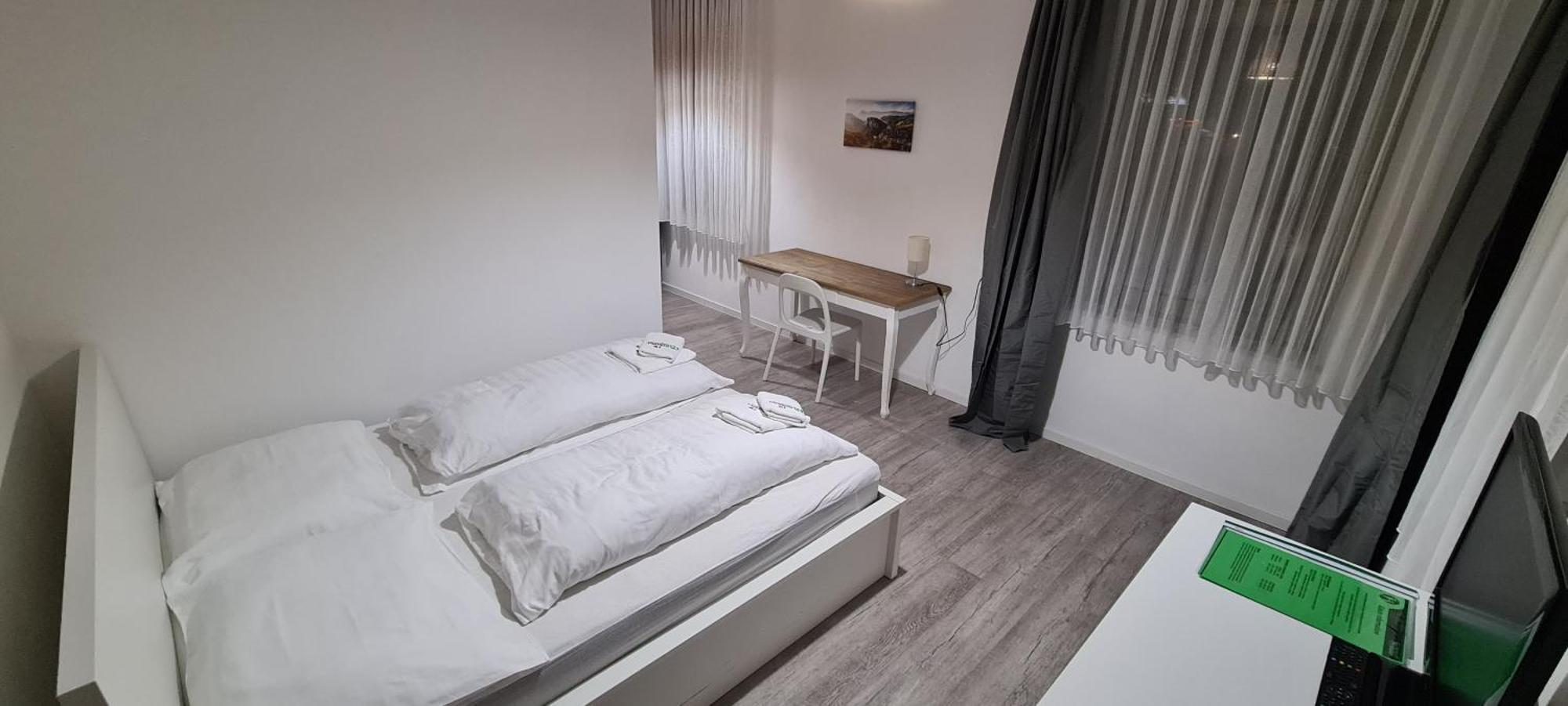 סמרינג Kurhotel Renona Rehabilitation חדר תמונה